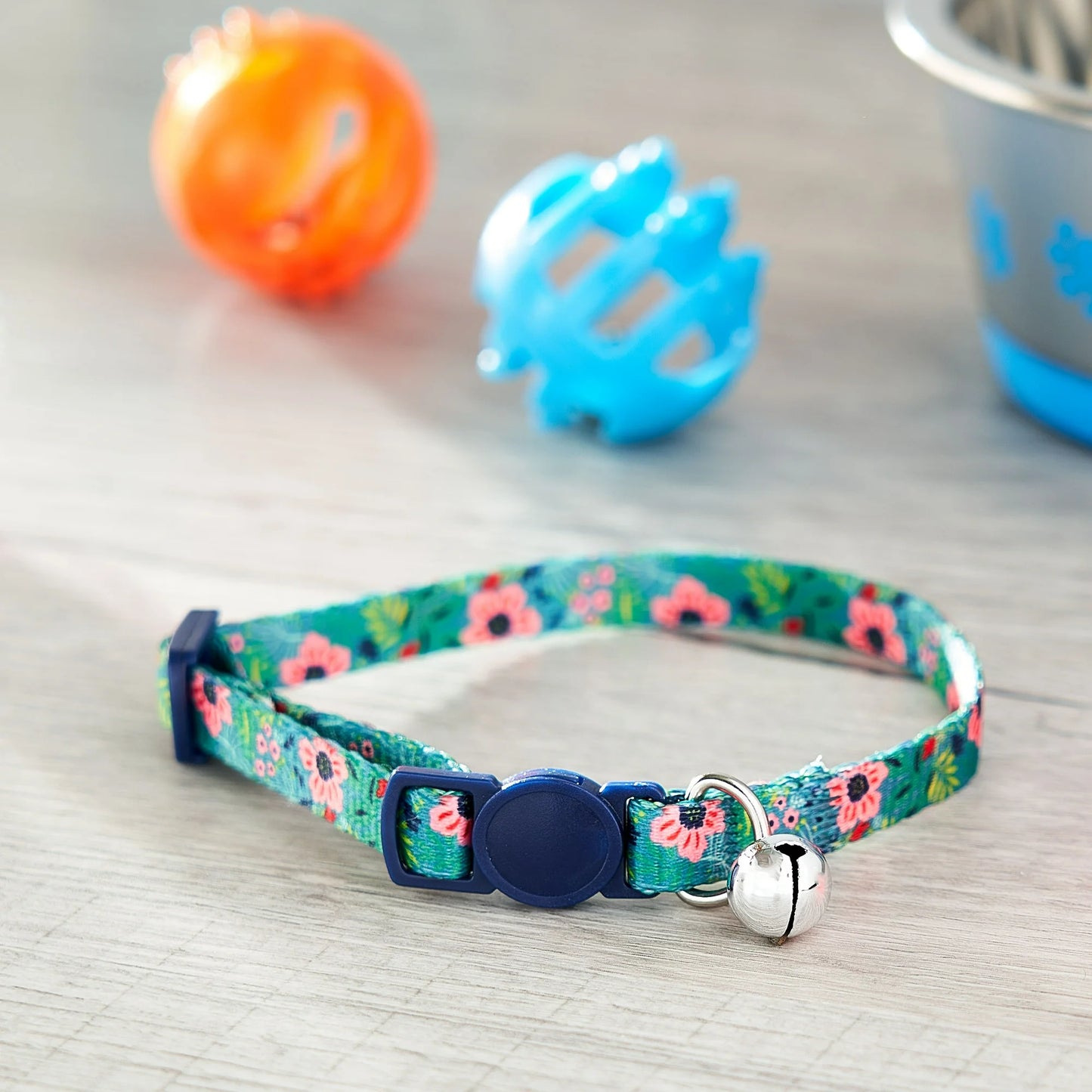 Vibrant Life Collar para Gatos con Estampado Floral Tropical de Moda, Verde, Exterior